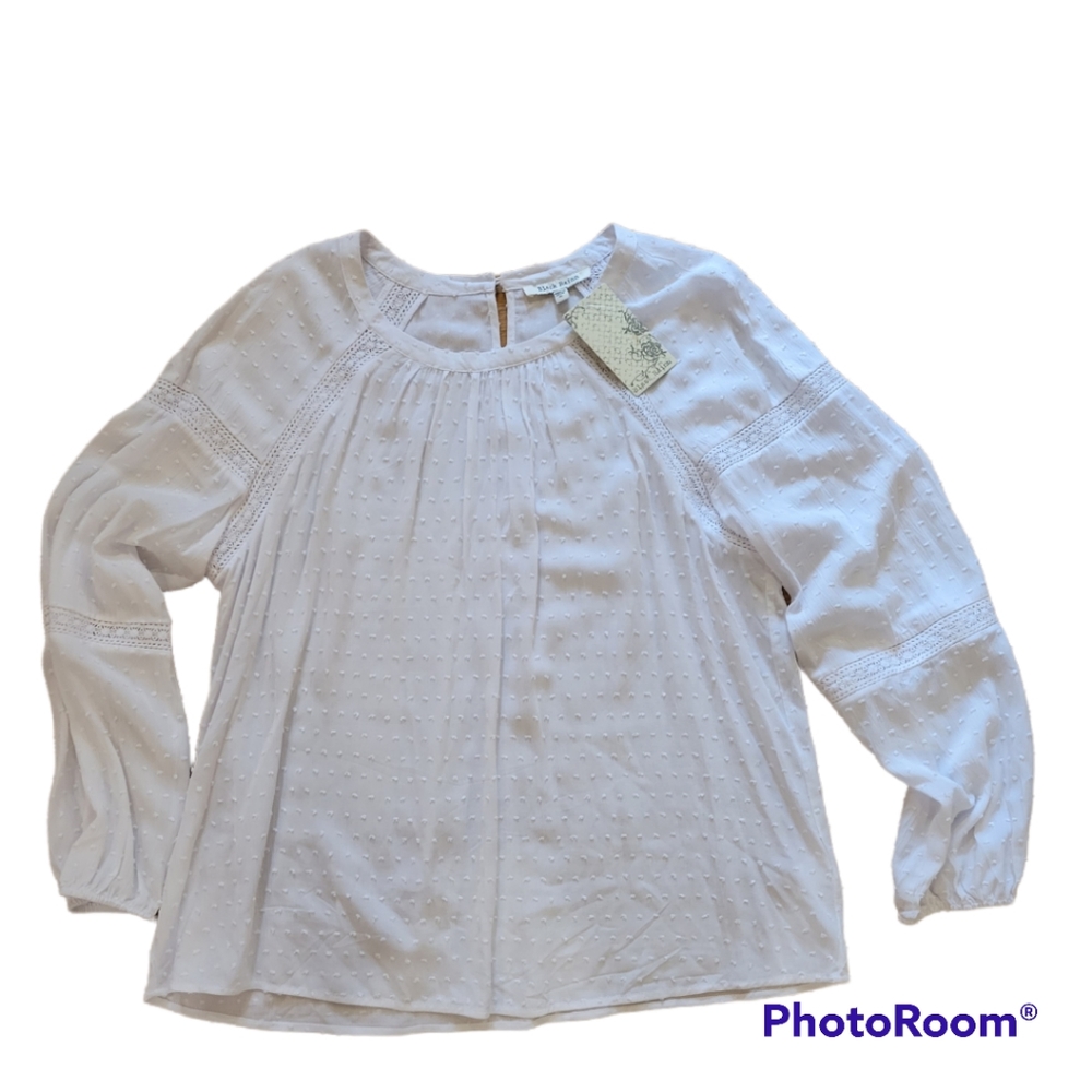 Adorable White Eyelet Lace by Black Rain NWT B103